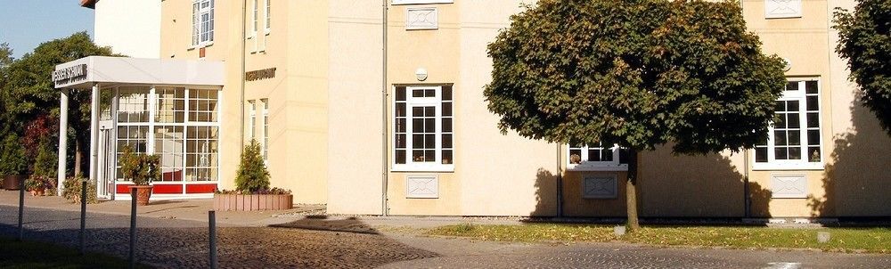 Hotel Weisser Schwan Ерфурт Екстериор снимка