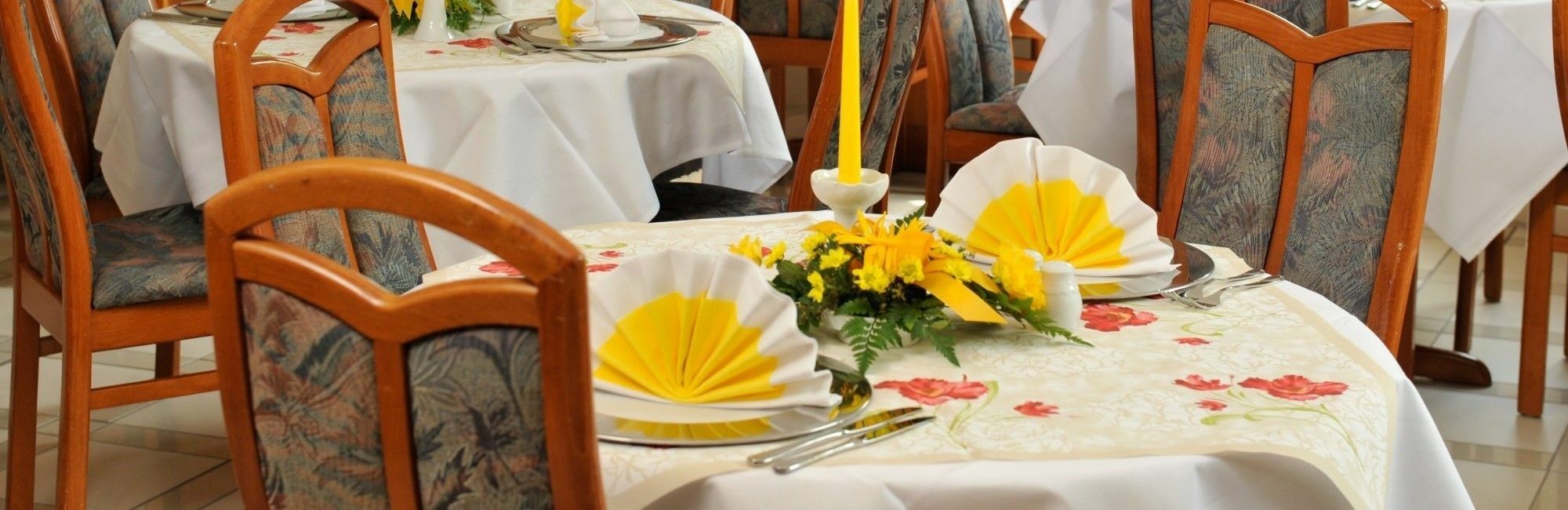 Hotel Weisser Schwan Ерфурт Екстериор снимка