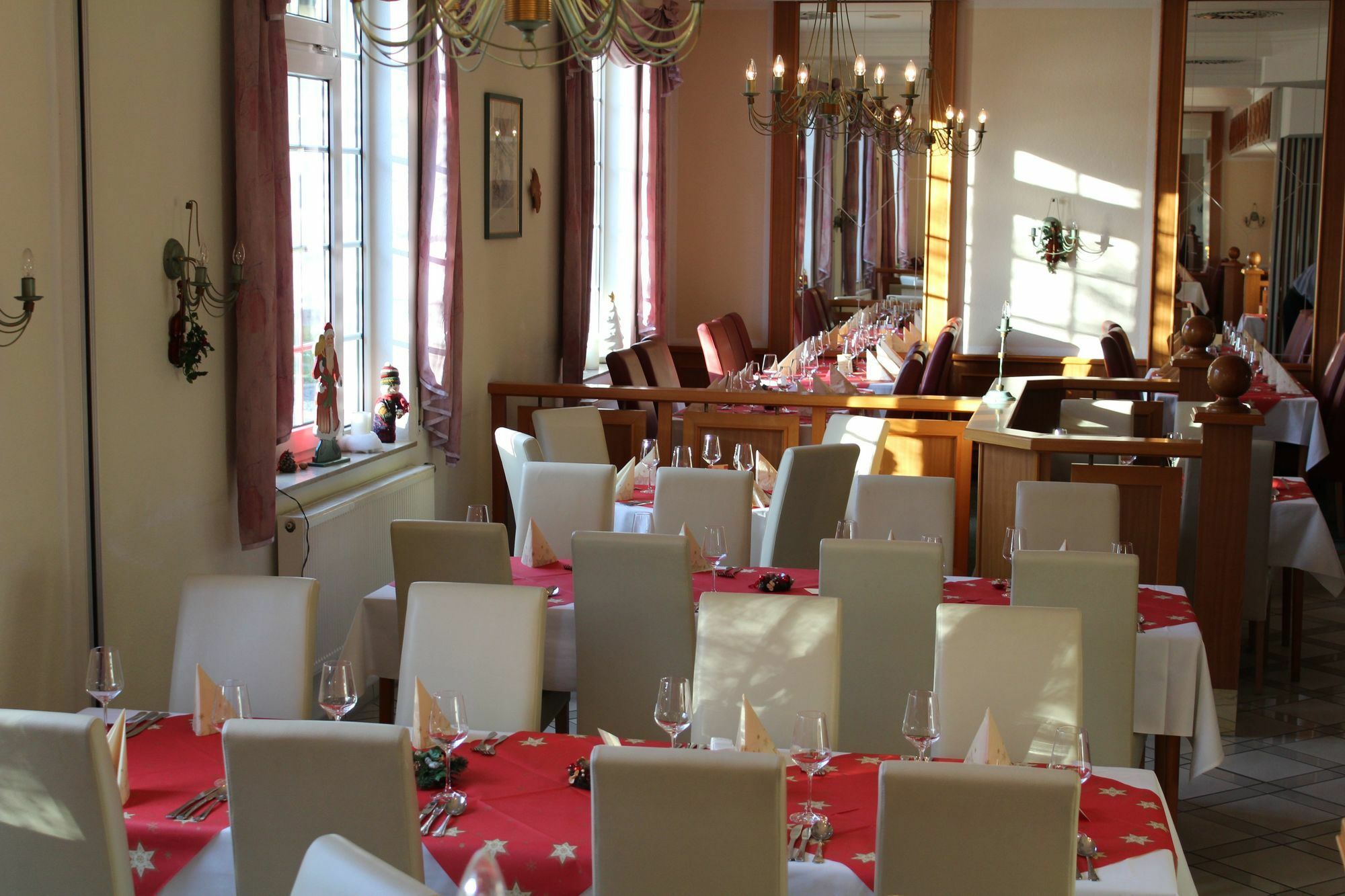 Hotel Weisser Schwan Ерфурт Екстериор снимка